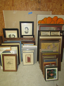 lot 261 image: Assortment of pictures and picture frames