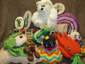 lot 274 image: Assorted Hand-work and stuffed animals wdoilie