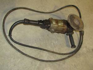 lot 275 image: Black & Decker Heavy-duty 79 angle sander