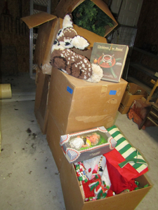 lot 298 image: Christmas decorations, flogged christmas tree and stand, etc