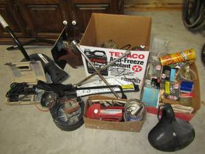lot 315 image: Assortment of Tools, electric motors and hardware