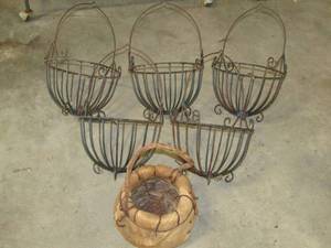 lot 323 image: Straw basket and metal hanging basket for moss planting