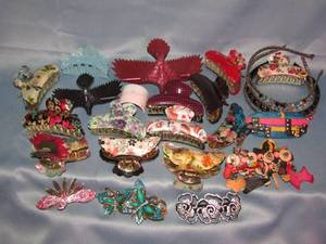 lot 341 image: Assorted Hair Accessories, clipsbands