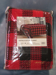 lot 351 image: Sweet Home Buffalo Cotton Blanket, 70% cotton, 30% microfiber, king size, unopened