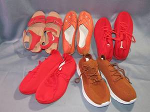 lot 353 image: Ladies Shoes Size 9 - UNUSED