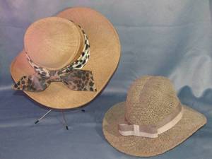 lot 358 image: Sonni San Francisco Womens Straw Hats