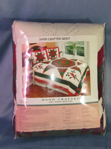 lot 374 image: Christmas Queen Quilt-Unopened