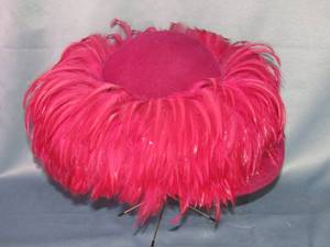 lot 393 image: George Zamaul New York Fuschia Felt Designer Hat with Feathers