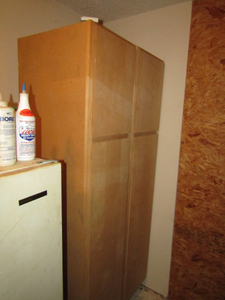 lot 411 image: 2 Storage cabinets, 7ft tall, 18in wide, 24in deep