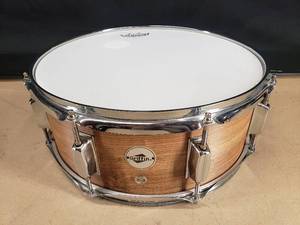lot 35 image: Griffin 14 Natural Oak Snare Drum w REMO Silentstroke Drum Head