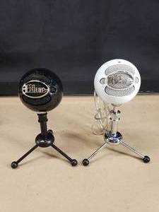 lot 49 image: Lot of 2 Blue Snowball Desktop Microphones