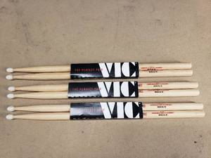 lot 82 image: Lot of 3 Pairs of Vic Firth American Classic Rock N Drum Sticks