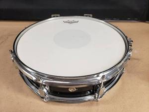lot 101 image: Piccolo 13 Snare w REMO Emperor X Coated Drum Head