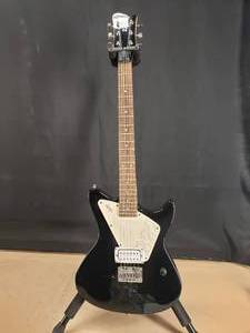 lot 131 image: First Act 222 AL4042 Electric Guitar