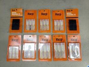 lot 166 image: Lot of 8 Rico Reed Kits w 2 Sets of Rico Reed Guards