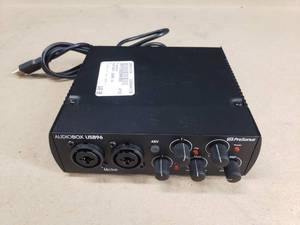 lot 184 image: Presonus AudioBox USB96 Audio Interface