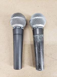lot 192 image: Lot of 2 Shure SM58 Microphones