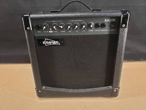 lot 202 image: Kramer KA22R Solid State Guitar Amp
