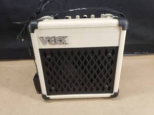 lot 206 image: VOX Mini5-RM Rhythm Amp