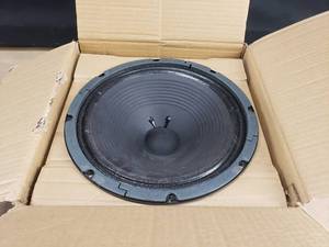lot 211 image: Blackstar Blackbird 12 Sub Speaker