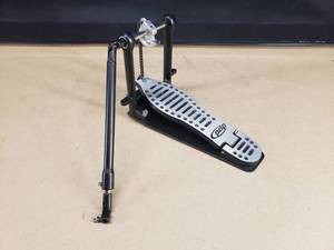lot 253 image: PDP DP402 Kick Drum Pedal for Double Kick Drum Setup