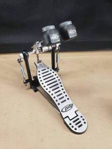 lot 256 image: PDP DP402 Kick Drum Pedal.  Pair w Lot 253 for Complete Double Setup