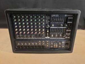 lot 272 image: Yamaha EMX 88S 8-Channel 400w Power Mixer