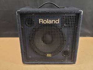 lot 275 image: Roland KC Keyboard Amp, Model KC-350