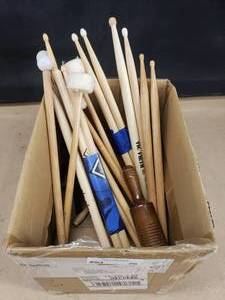 lot 296 image: Box of Misc Drum Stick