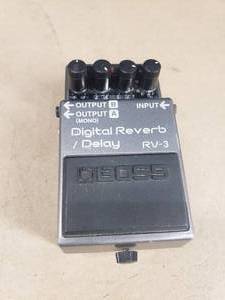 lot 303 image: Boss RV-3 Digital Reverb Delay Effect Pedal