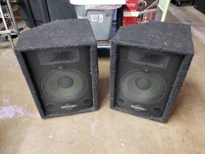 lot 365 image: Pair of Phonic S710 10 Stage Floor Monitors