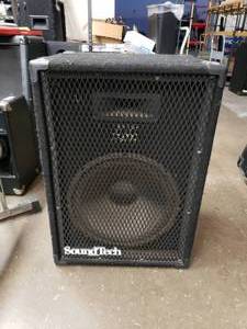 lot 369 image: SoundTech Model B5 15 Passive Audio Speaker