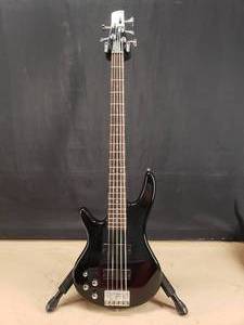 lot 8 image: Ibanez G10 Soundgear GSR205L Lefty Bass Guitar w Gig Bag
