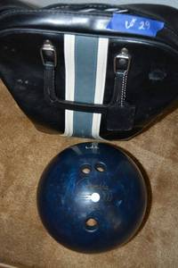 lot 29 image: Bowling ball and bag