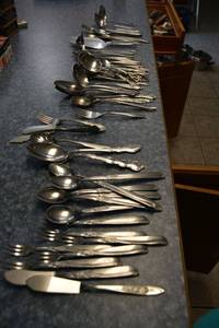 lot 118 image: Misc. silverware