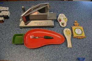 lot 124 image: Commercial tomato slicer, Chili pepper dish with jalapeo corer, and spoon holders