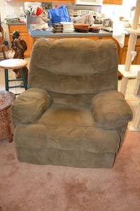 lot 166 image: 3-way rocker recliner. Champion Mocha color upholstery. Matches lot 164.