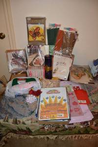 lot 249 image: Crafts - Latch Hook sets, yarn, stencils and large tapestry