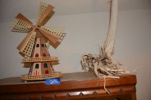 lot 286 image: Wooden model windmill
