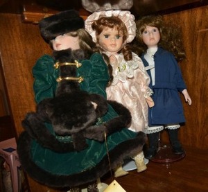 lot 290 image: Porcelain dolls - 3 total