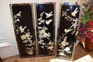 lot 346 image: 3 Asian shell (Abalone and Mother of Pearl) art panels