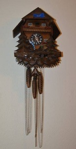 lot 345 image: Cuckoo clock, see photos