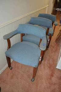 lot 223 image: Rolling blue upholstered arm chairs - 3 total