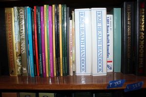 lot 387 image: Books, see photos
