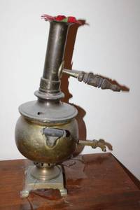 lot 452 image: Antique 15 Turkish Brass Samovar coffeetea water boiler