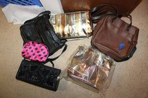 lot 539 image: Purses, see photos