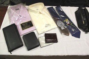 lot 559 image: Mens clothes, silk ties and wallets