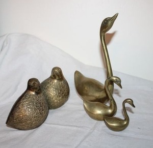 lot 623 image: Brass birds