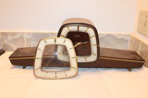 lot 657 image: Vintage Hermle mantle clock as shown