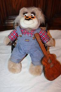 lot 682 image: Vintage Bubba Bear with Cast iron doll bench and wooden guitar
